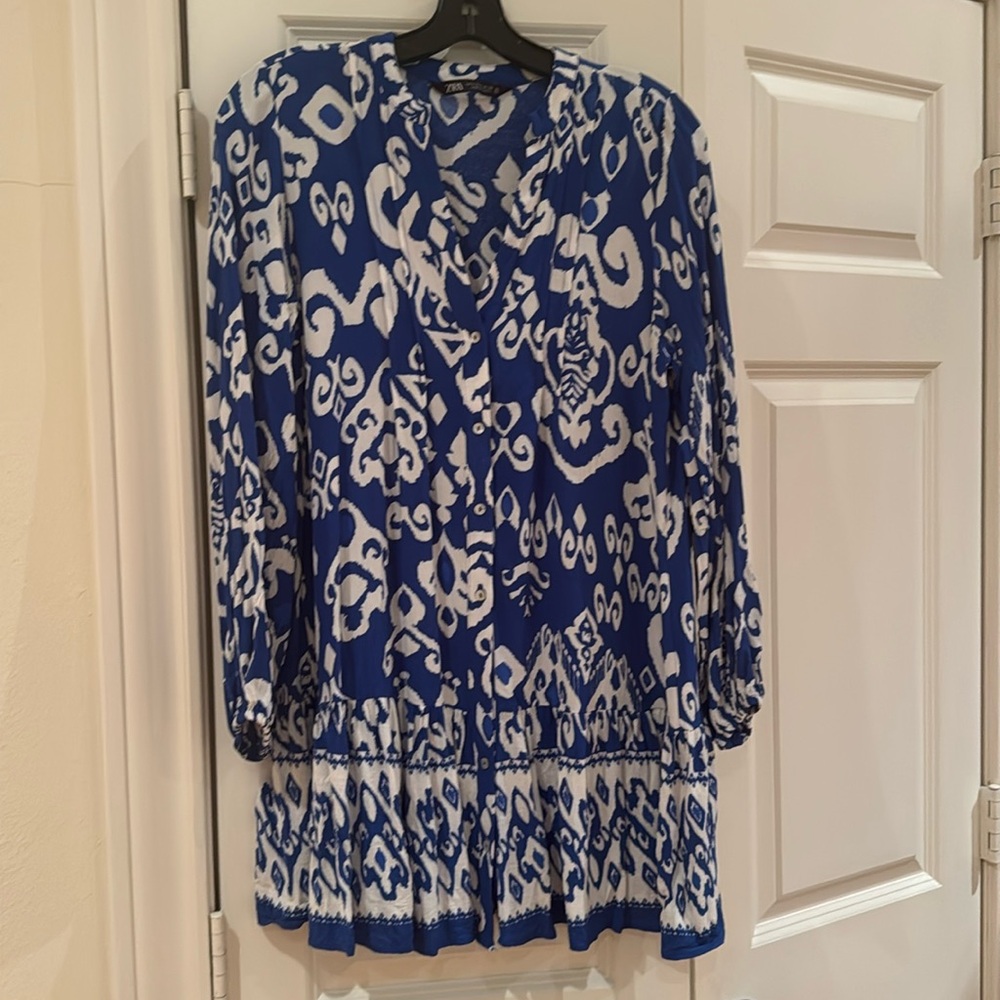 Zara Blue/white ikat print mini dress, size Small